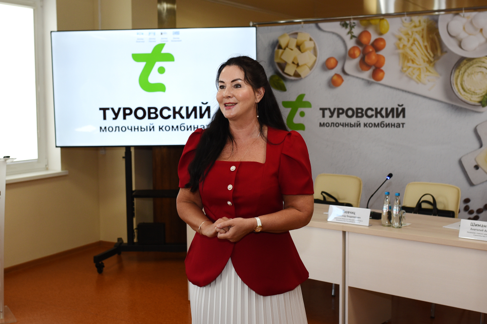 На базе Туровского молочного комбината прошёл семинар-совещание Минсельхозпрода по развитию молочной отрасли до 2030 года 